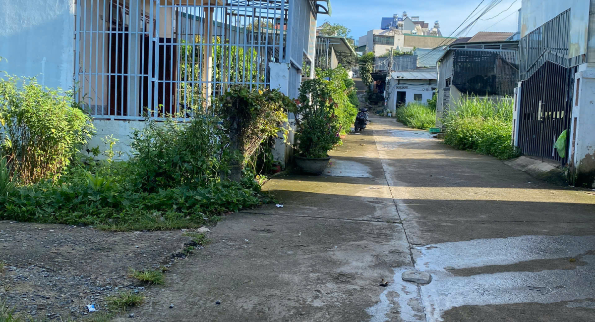 ĐẤT HẺM ĐƯỜNG HOÀNG VĂN THỤ, TRUNG TÂM THỊ TRẤN LIÊN NGHĨA