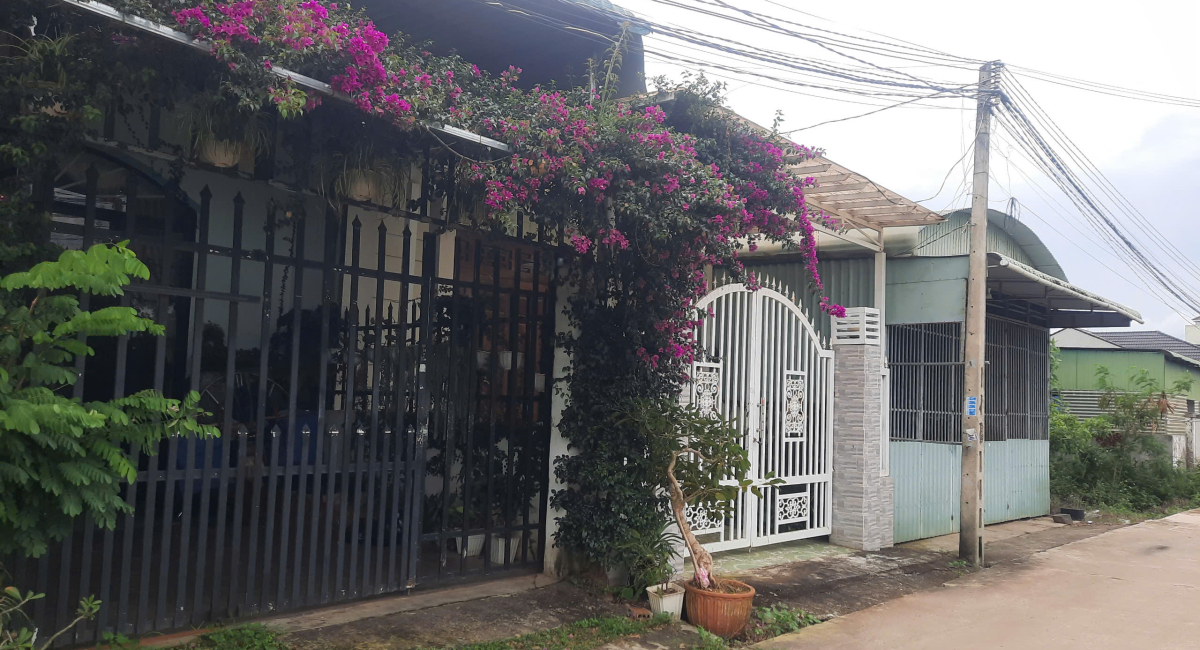 Bán nhà Phú Hội gần Nhà hàng Nam Giang, Đức Trọng. Giá chỉ 2tỷ