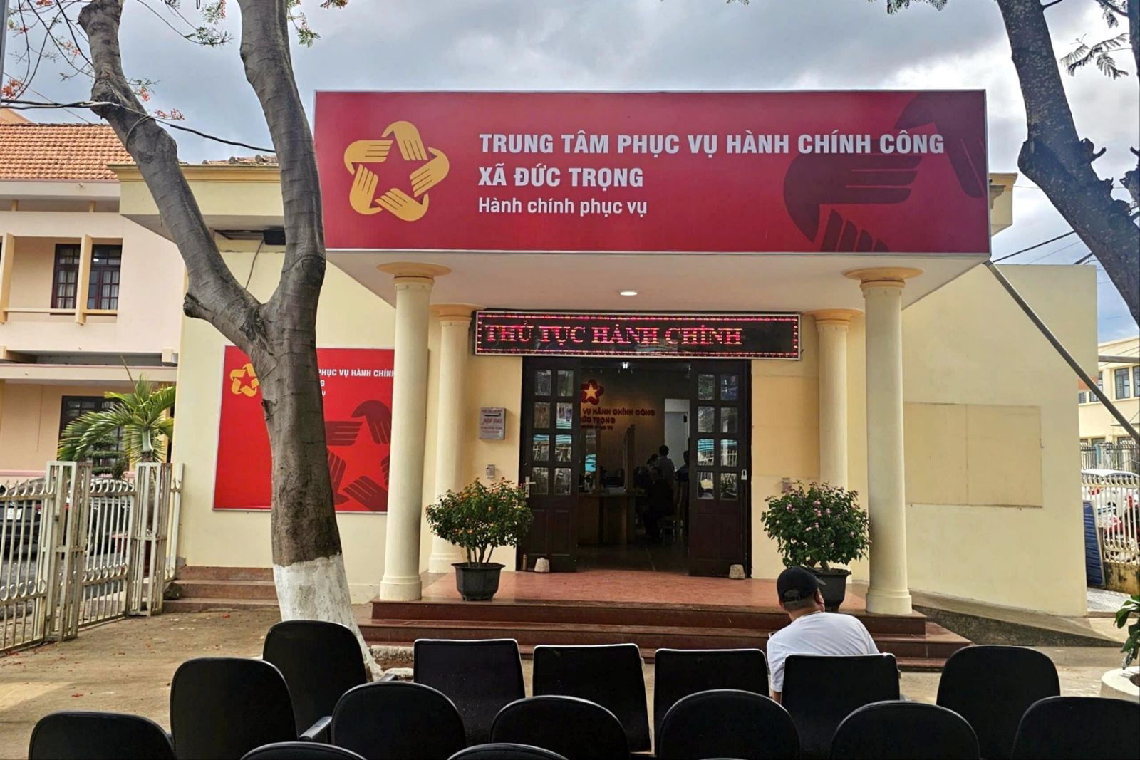 Trung tâm phục vụ hành chính công xã Đức Trọng, tỉnh Lâm Đồng.