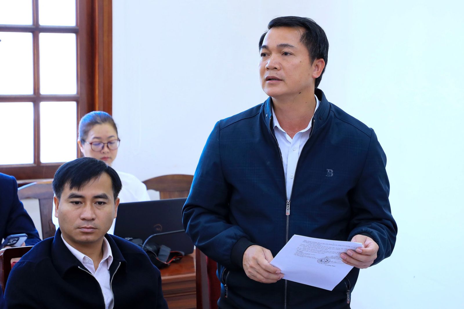 Lãnh đạo xã Đinh Văn Lâm Hà nêu bất cập trong thu gom, xử lý rác thải tại địa phương