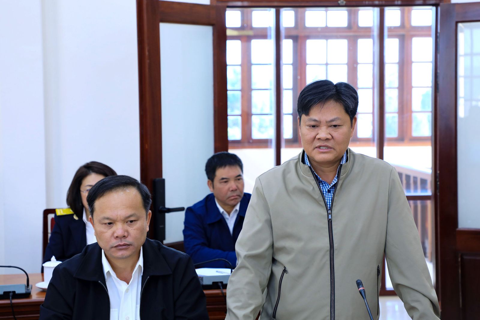 Phó Giám đốc Sở Nông nghiệp và Môi trường Lâm Đồng Vũ Xuân Quỳnh giải đáp các kiến nghị của các địa phương